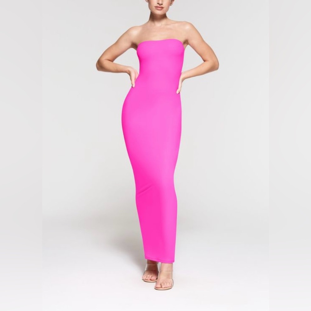 Skims fits everybody tube dress Neon pink